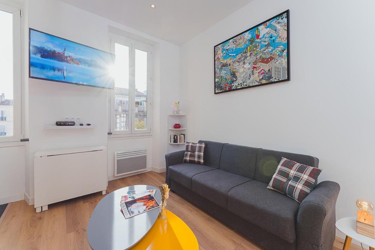 Appartement Magnifique T5 rénové hypercentre 4 à 8 personnes à Marseille Extérieur photo