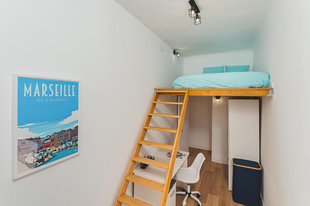 Appartement Magnifique T5 rénové hypercentre 4 à 8 personnes à Marseille Extérieur photo