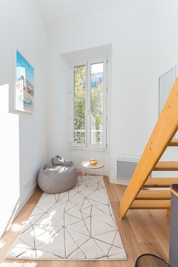 Appartement Magnifique T5 rénové hypercentre 4 à 8 personnes à Marseille Extérieur photo