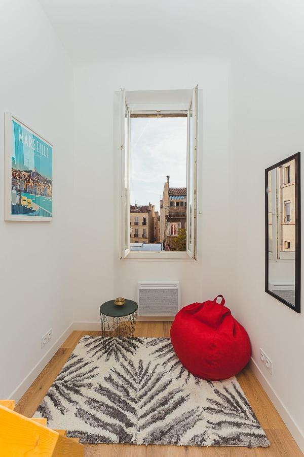 Appartement Magnifique T5 rénové hypercentre 4 à 8 personnes à Marseille Extérieur photo