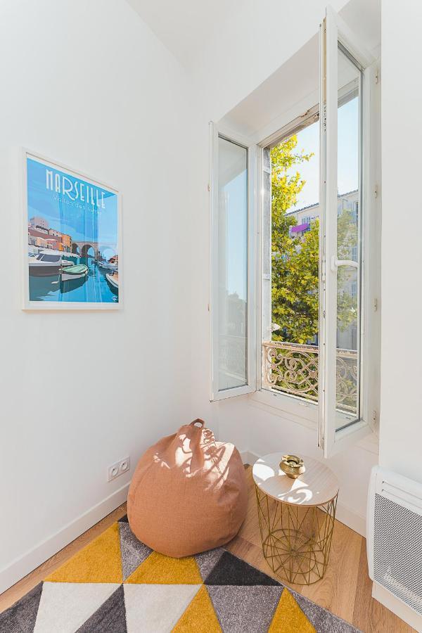 Appartement Magnifique T5 rénové hypercentre 4 à 8 personnes à Marseille Extérieur photo