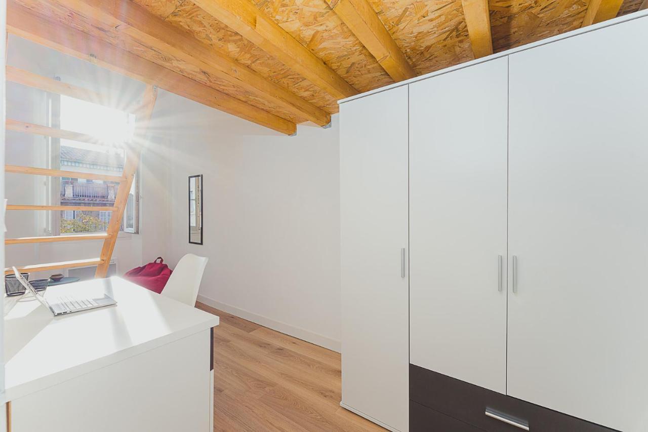 Appartement Magnifique T5 rénové hypercentre 4 à 8 personnes à Marseille Extérieur photo